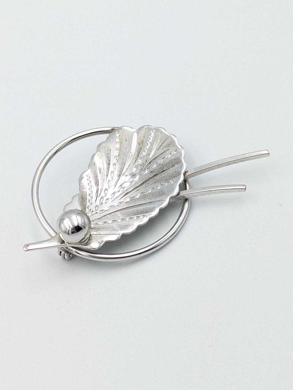 Vintage Bond Boyd sterling silver leaf brooch pin